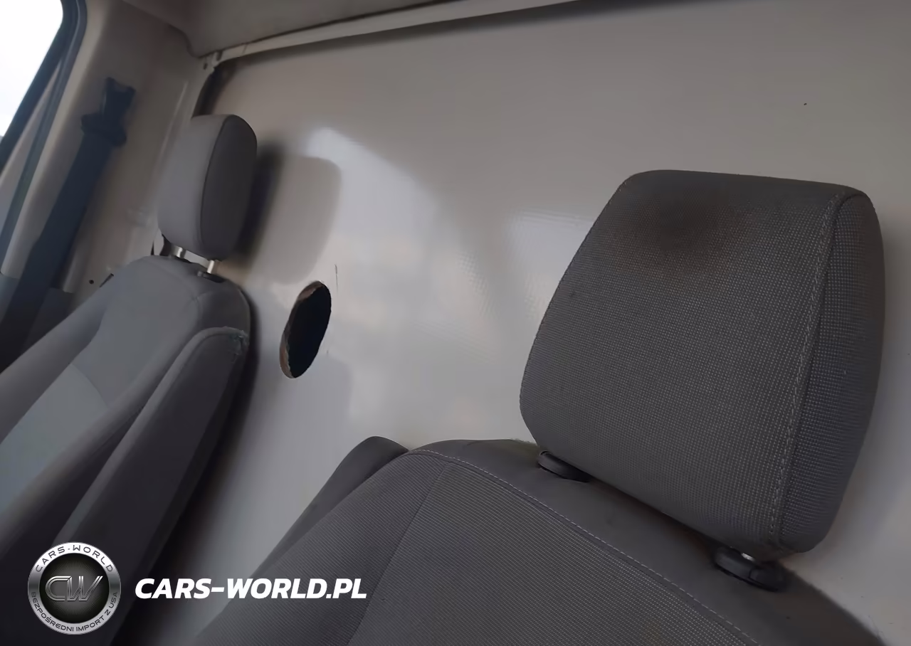 2017 Ford Transit-350 Cutaway VIN:1FDBF8PM4HKA15661 - 7