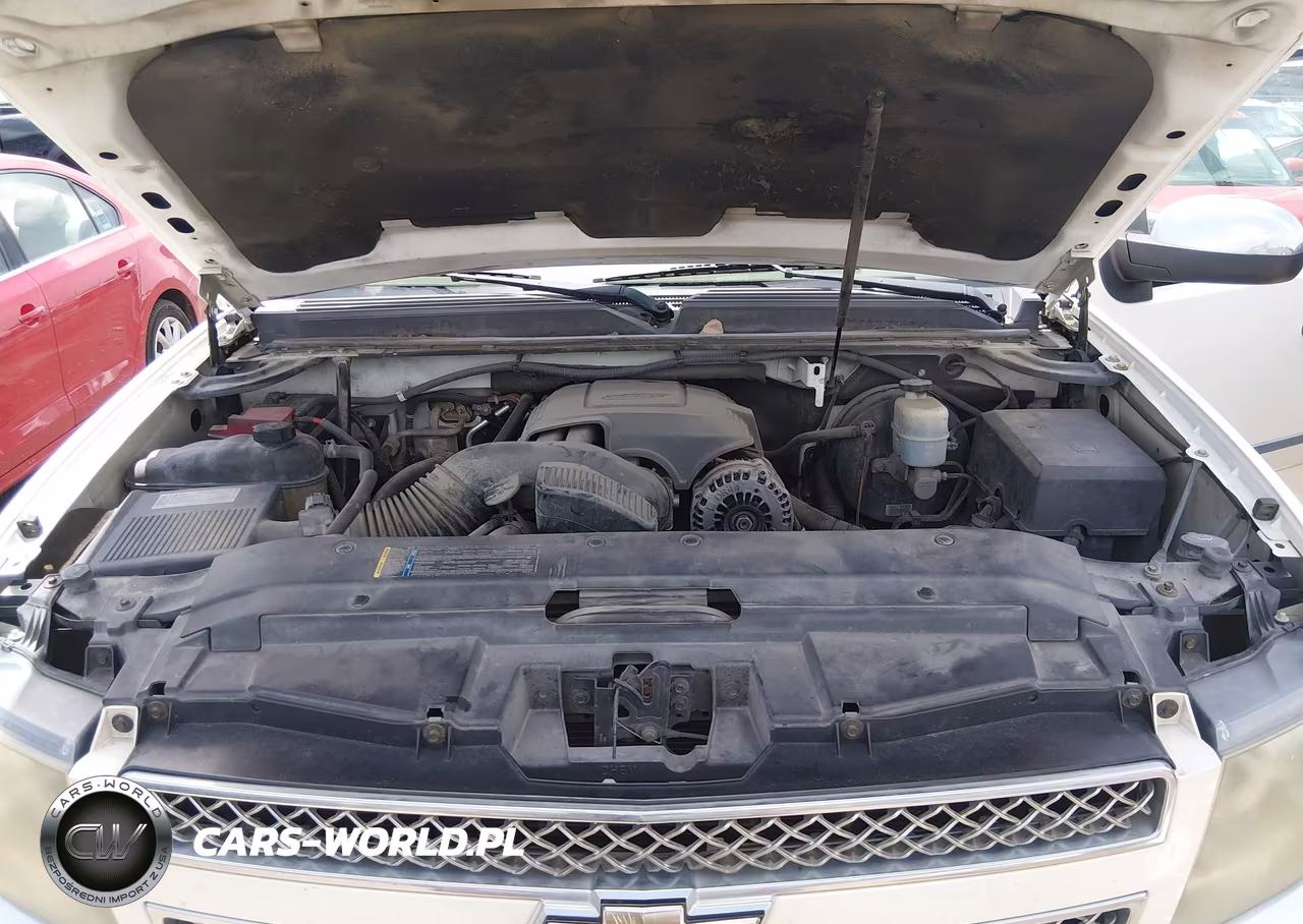 2010 Chevrolet Suburban 1500 Ltz VIN:1GNUCKE01AR176427 - 10