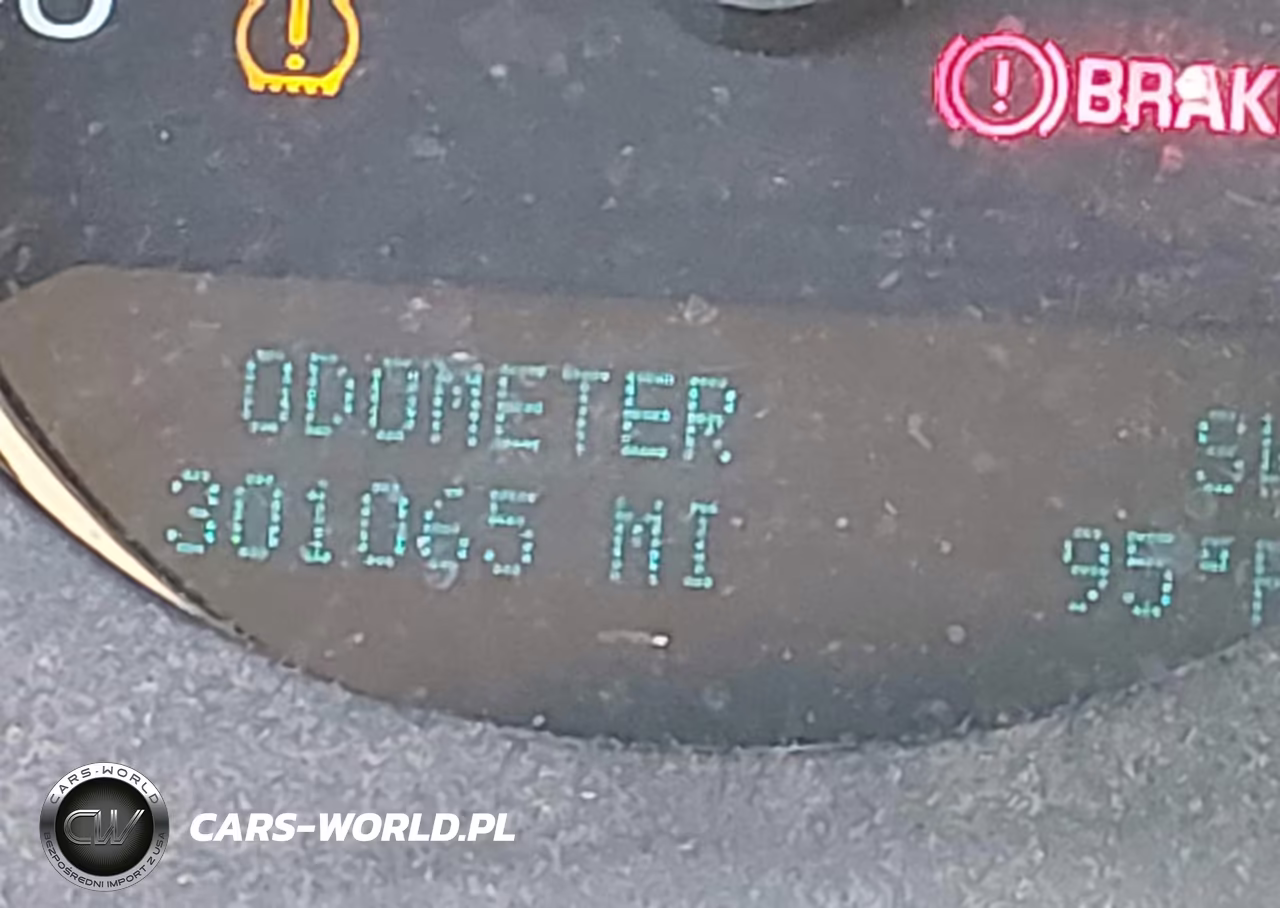 2010 Chevrolet Suburban 1500 Ltz VIN:1GNUCKE01AR176427 - 15
