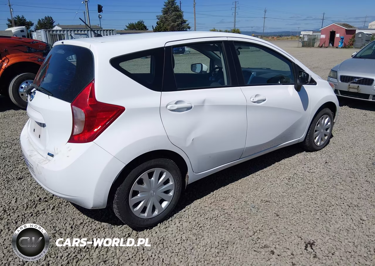 2016 Nissan Versa Note S (Sr)-S Plus-Sl-Sr-Sv VIN:3N1CE2CP5GL368631 - 4
