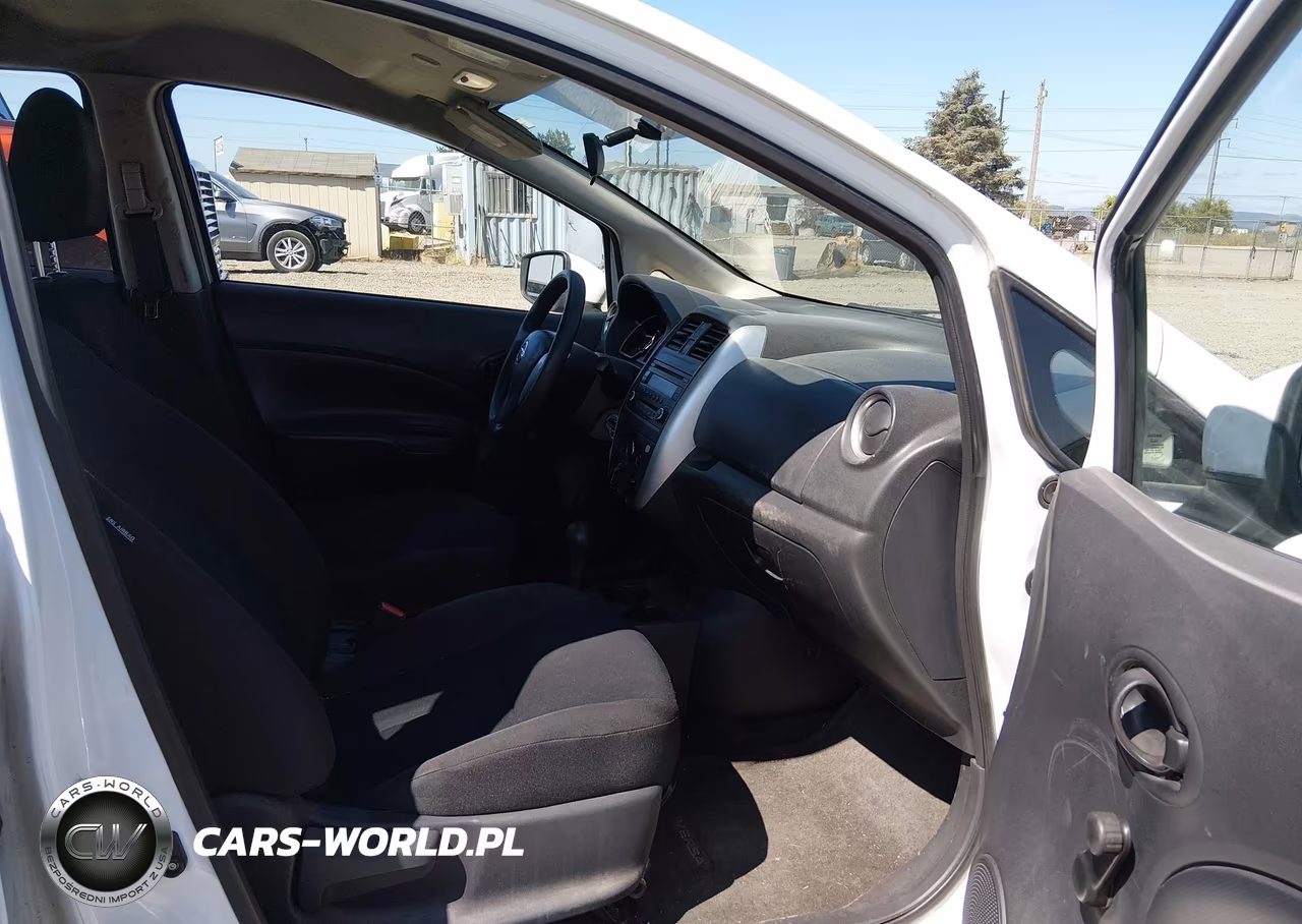 2016 Nissan Versa Note S (Sr)-S Plus-Sl-Sr-Sv VIN:3N1CE2CP5GL368631 - 5
