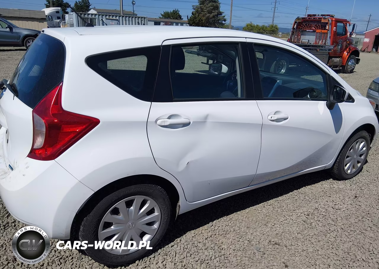 2016 Nissan Versa Note S (Sr)-S Plus-Sl-Sr-Sv VIN:3N1CE2CP5GL368631 - 6