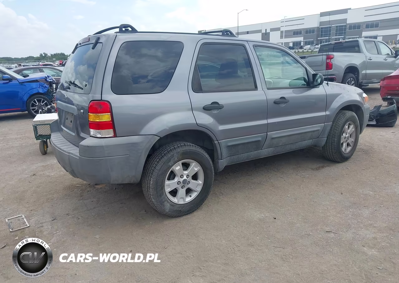 2007 Ford Escape Xlt-Xlt Sport VIN:1FMCU03127KC07375 - 4