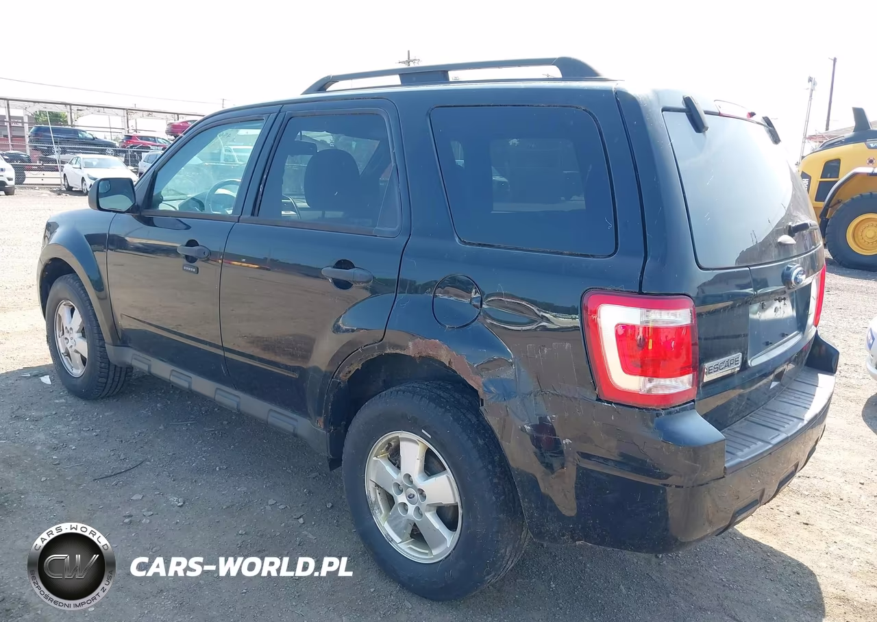 2012 Ford Escape Xlt VIN:1FMCU9D70CKC39646 - 3