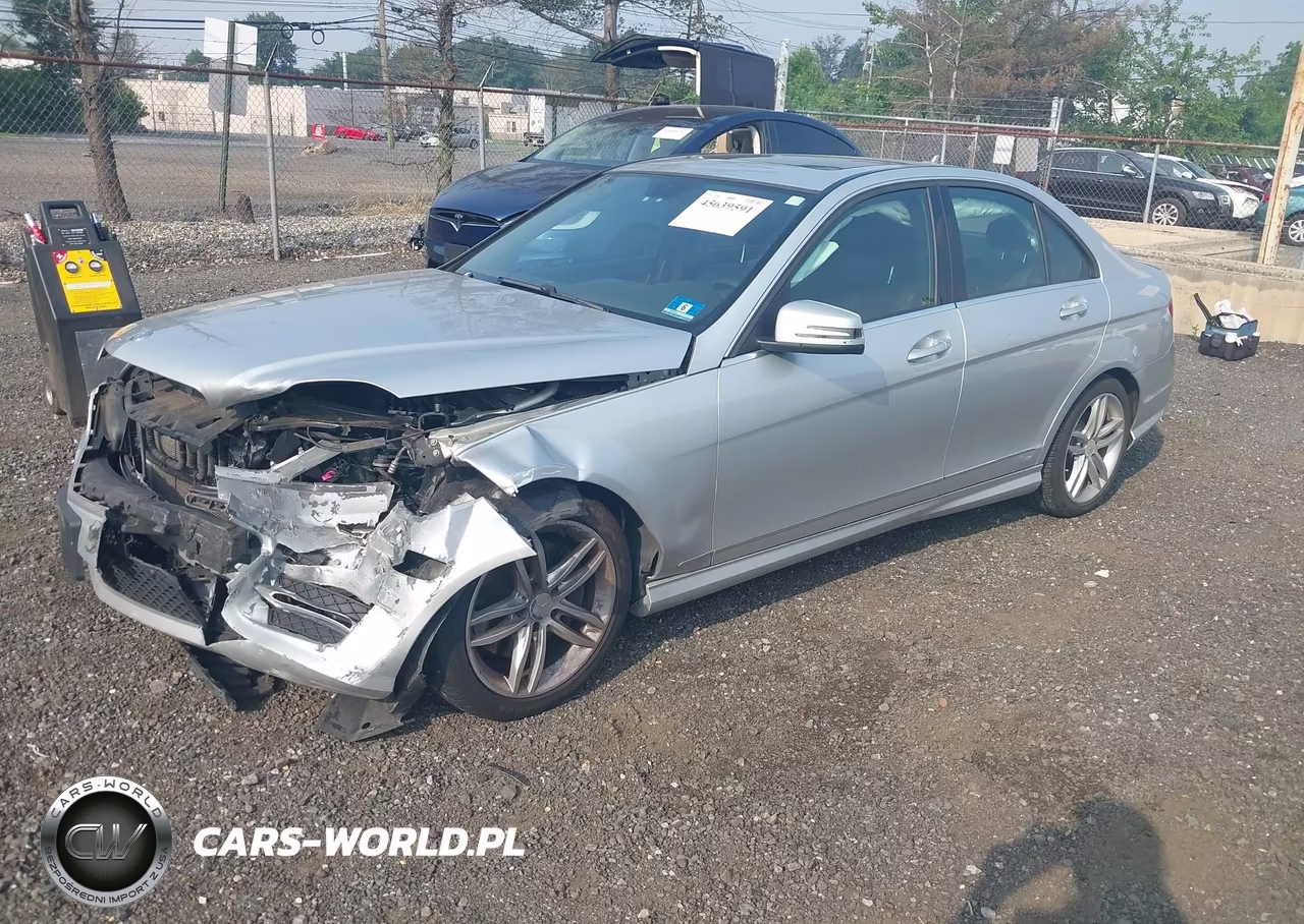 2014 Mercedes-Benz C 300 Sport 4Matic VIN:WDDGF8AB1EG185398 - 2
