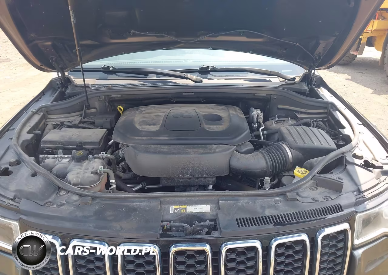 2020 Jeep Grand Cherokee Laredo E 4X4 VIN:1C4RJFAG4LC114041 - 10