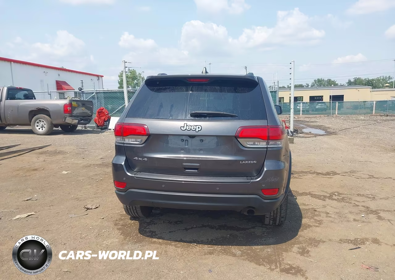 2020 Jeep Grand Cherokee Laredo E 4X4 VIN:1C4RJFAG4LC114041 - 16