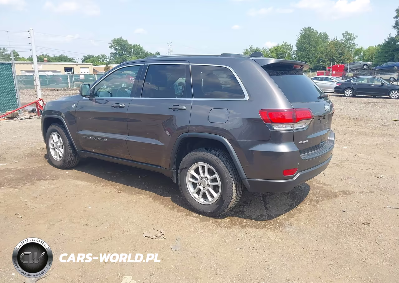 2020 Jeep Grand Cherokee Laredo E 4X4 VIN:1C4RJFAG4LC114041 - 3