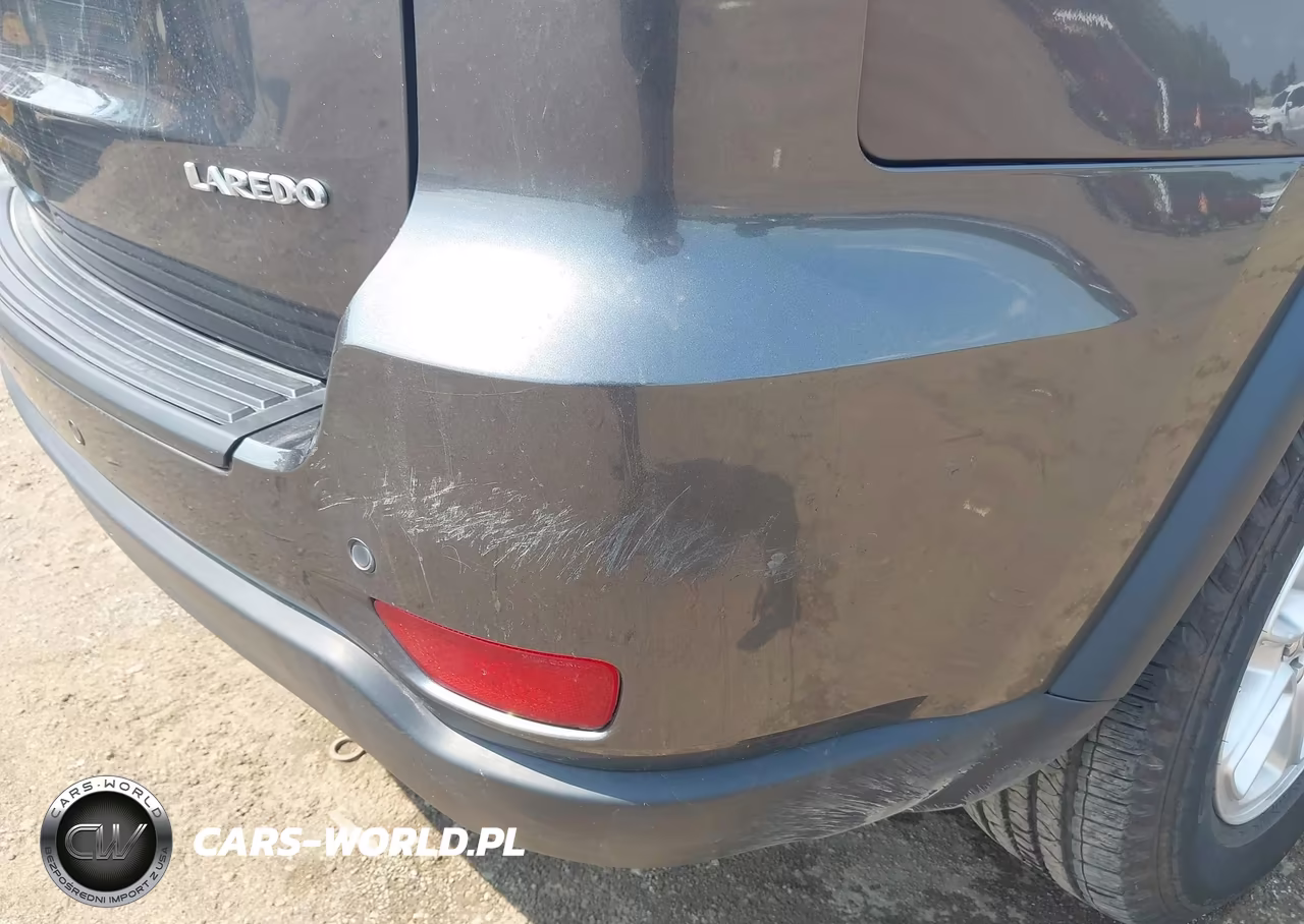 2020 Jeep Grand Cherokee Laredo E 4X4 VIN:1C4RJFAG4LC114041 - 6