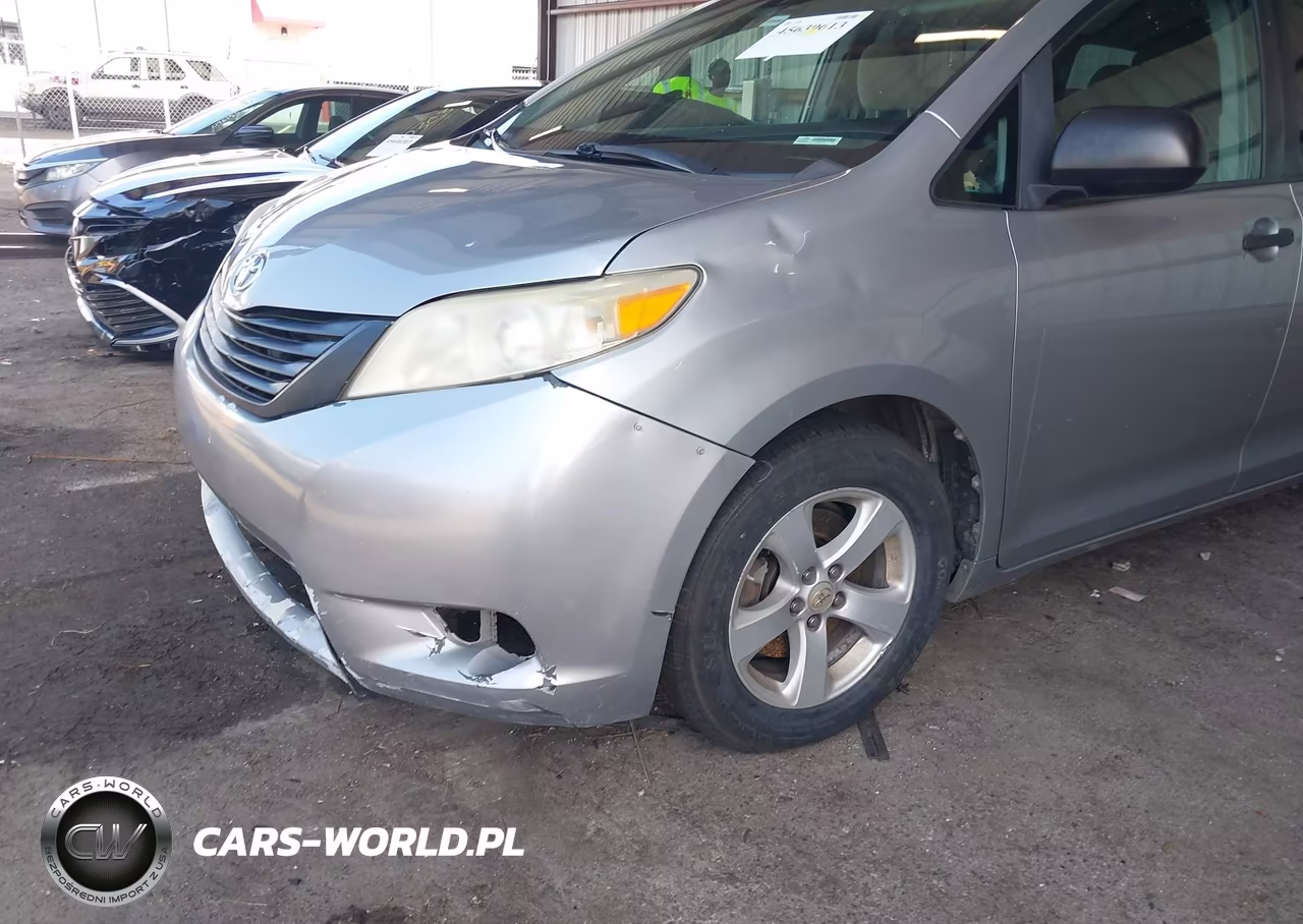 2016 Toyota Sienna L 7 Passenger VIN:5TDZK3DC3GS723212 - 18
