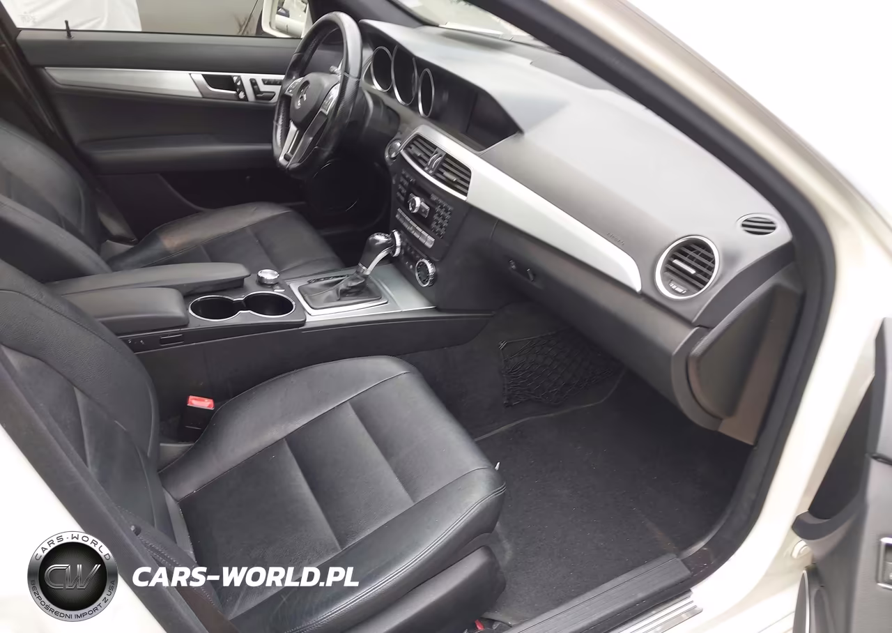 2012 Mercedes-Benz C 300 Luxury 4Matic-Sport 4Matic VIN:WDDGF8BB3CA693743 - 5
