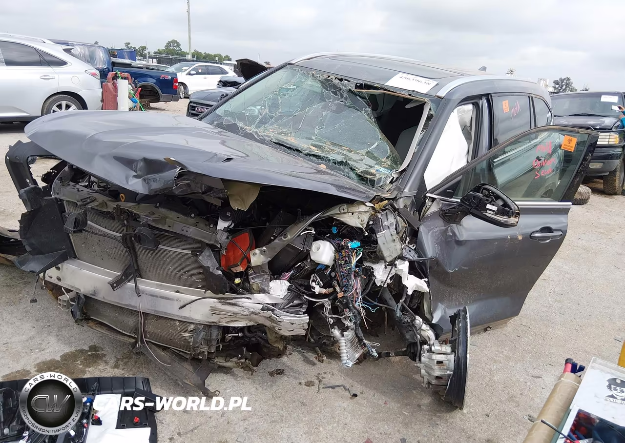 2021 Toyota Highlander Xle VIN:5TDGZRAH9MS080883 - 2