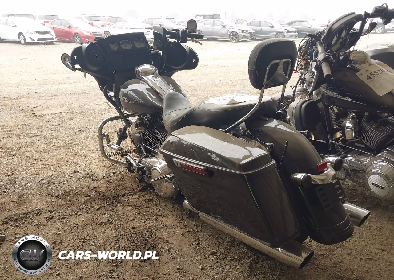 2019 Harley-Davidson Flhx VIN:1HD1KBC11KB668149 - 3