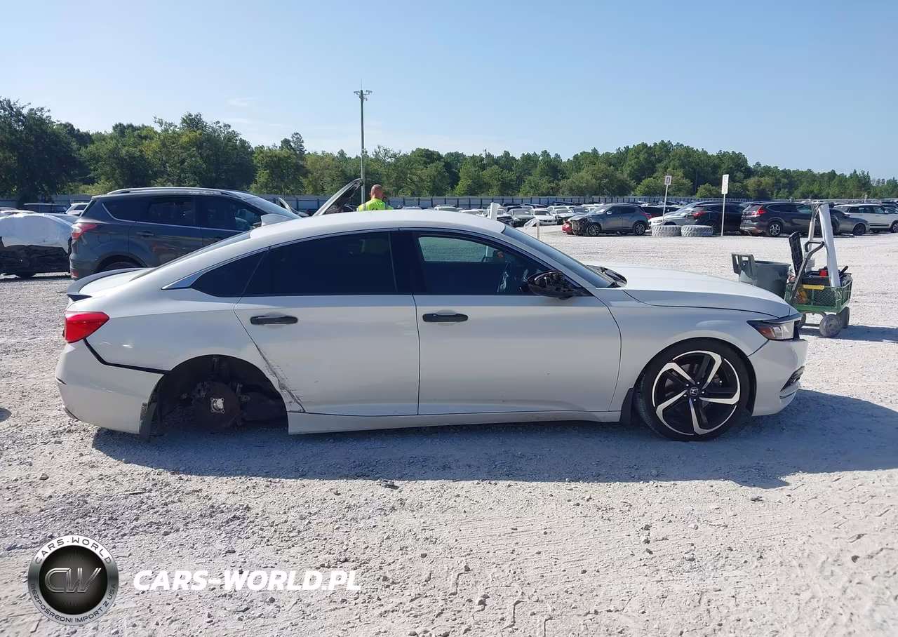 2018 Honda Accord Sport VIN:1HGCV1F33JA209106 - 14