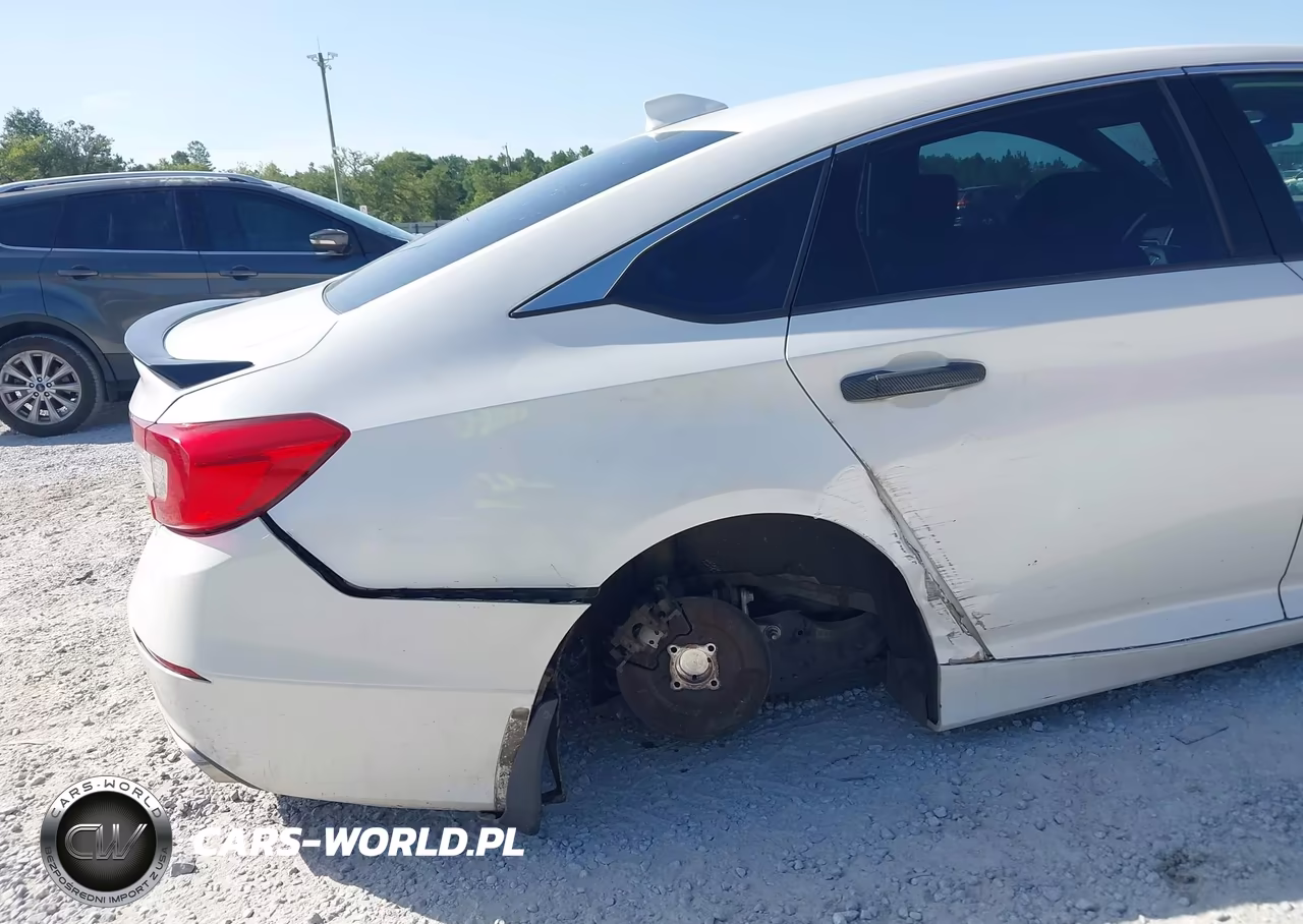 2018 Honda Accord Sport VIN:1HGCV1F33JA209106 - 6
