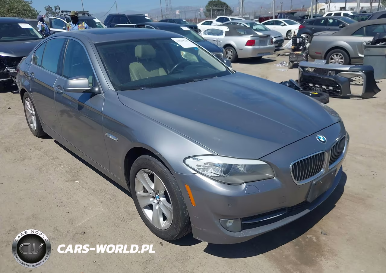 2012 BMW 528I