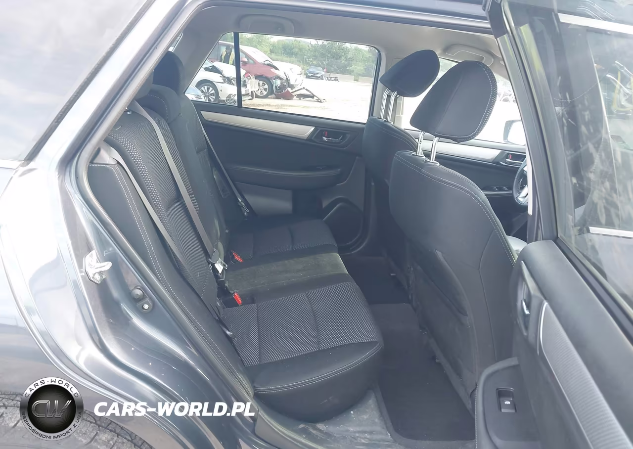 2017 Subaru Outback 2.5I Premium VIN:4S4BSAFC0H3302629 - 8