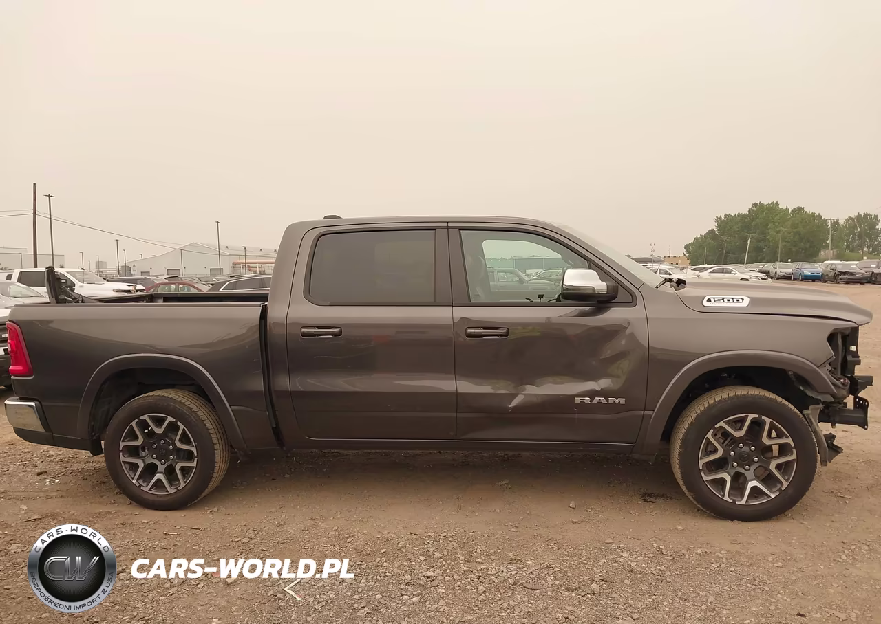 2026 Ram 1500 Laramie 4X4 5'7 Box VIN:1C6SRFJP6TN255456 - 14