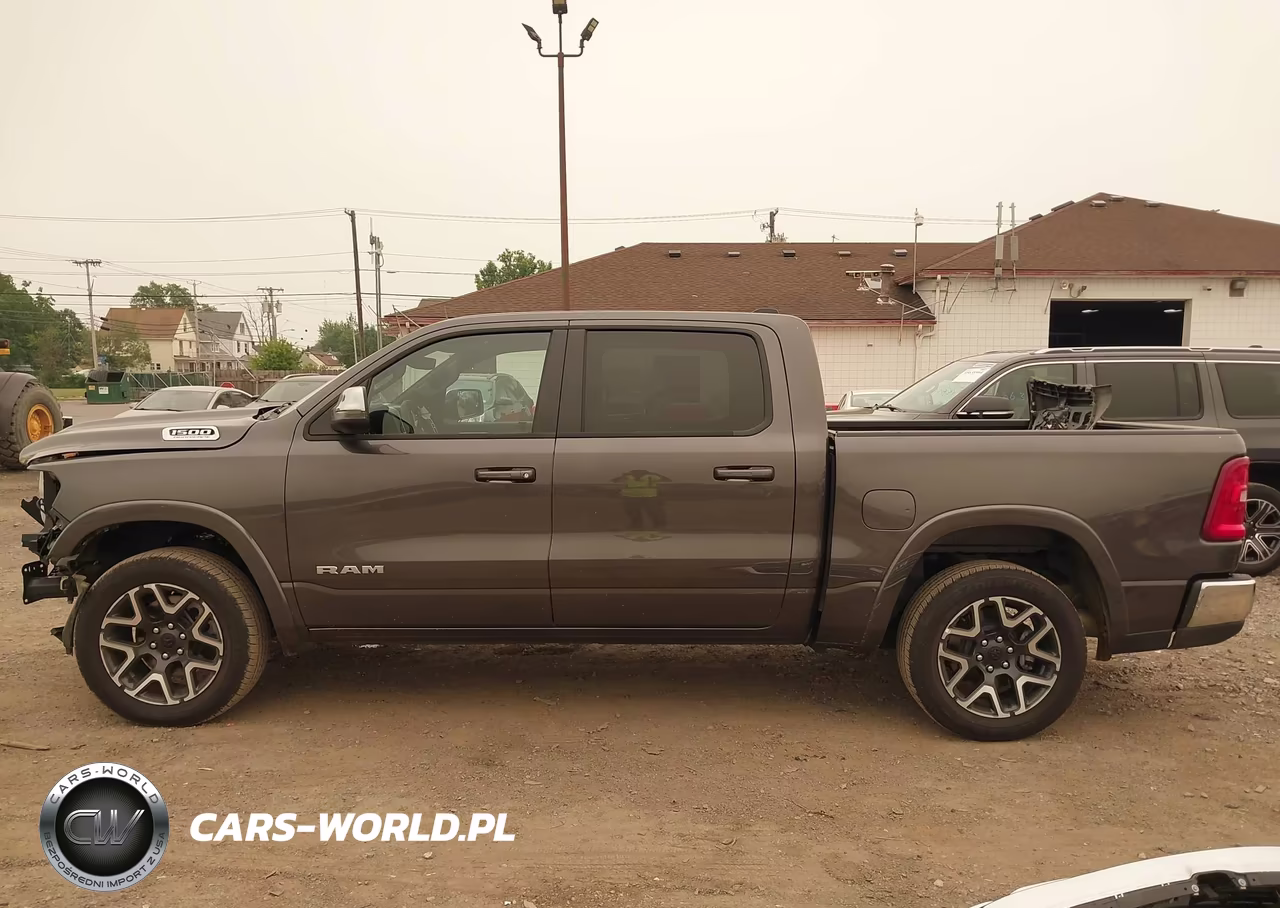 2026 Ram 1500 Laramie 4X4 5'7 Box VIN:1C6SRFJP6TN255456 - 15