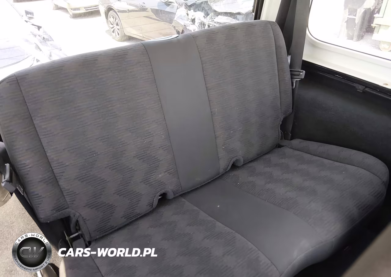 2005 Jeep Wrangler X VIN:1J4FA39S75P385823 - 8