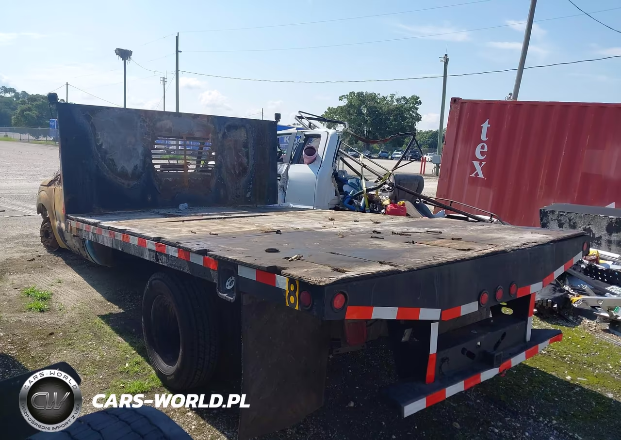2014 Ford F-350 Chassis Xl VIN:1FDRF3G68EEB69965 - 3