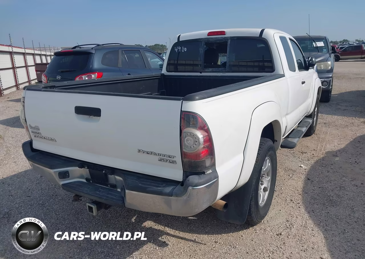 2013 Toyota Tacoma Prerunner VIN:5TFTX4GN9DX014980 - 4