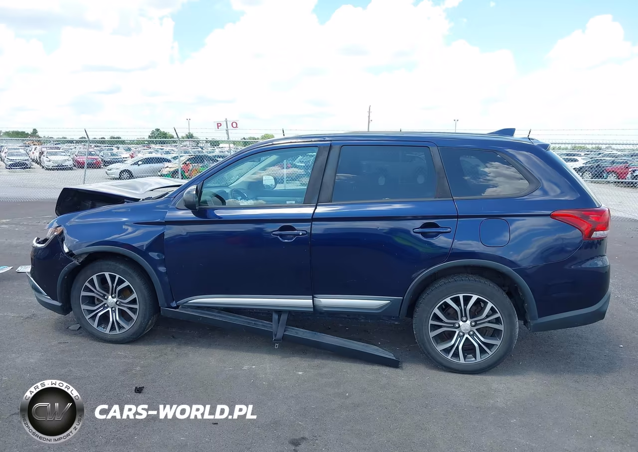 2018 Mitsubishi Outlander Es VIN:JA4AZ3A33JZ058633 - 14