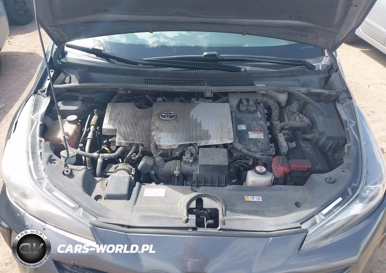 2020 Toyota Prius Le VIN:JTDKARFU0L3113695 - 10