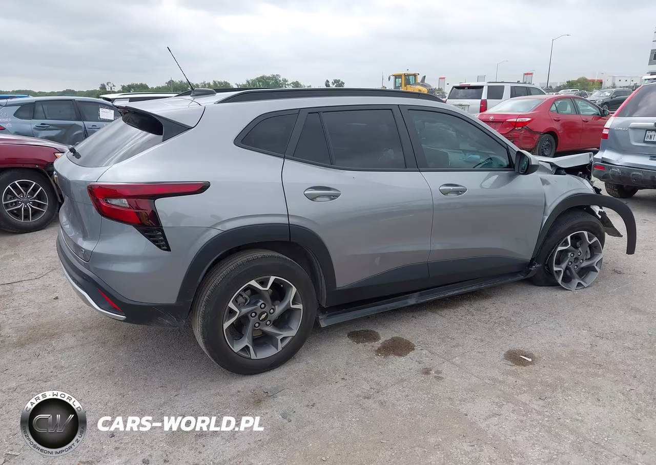 2025 Chevrolet Trax Fwd Lt VIN:KL77LHEP2SC164262 - 4