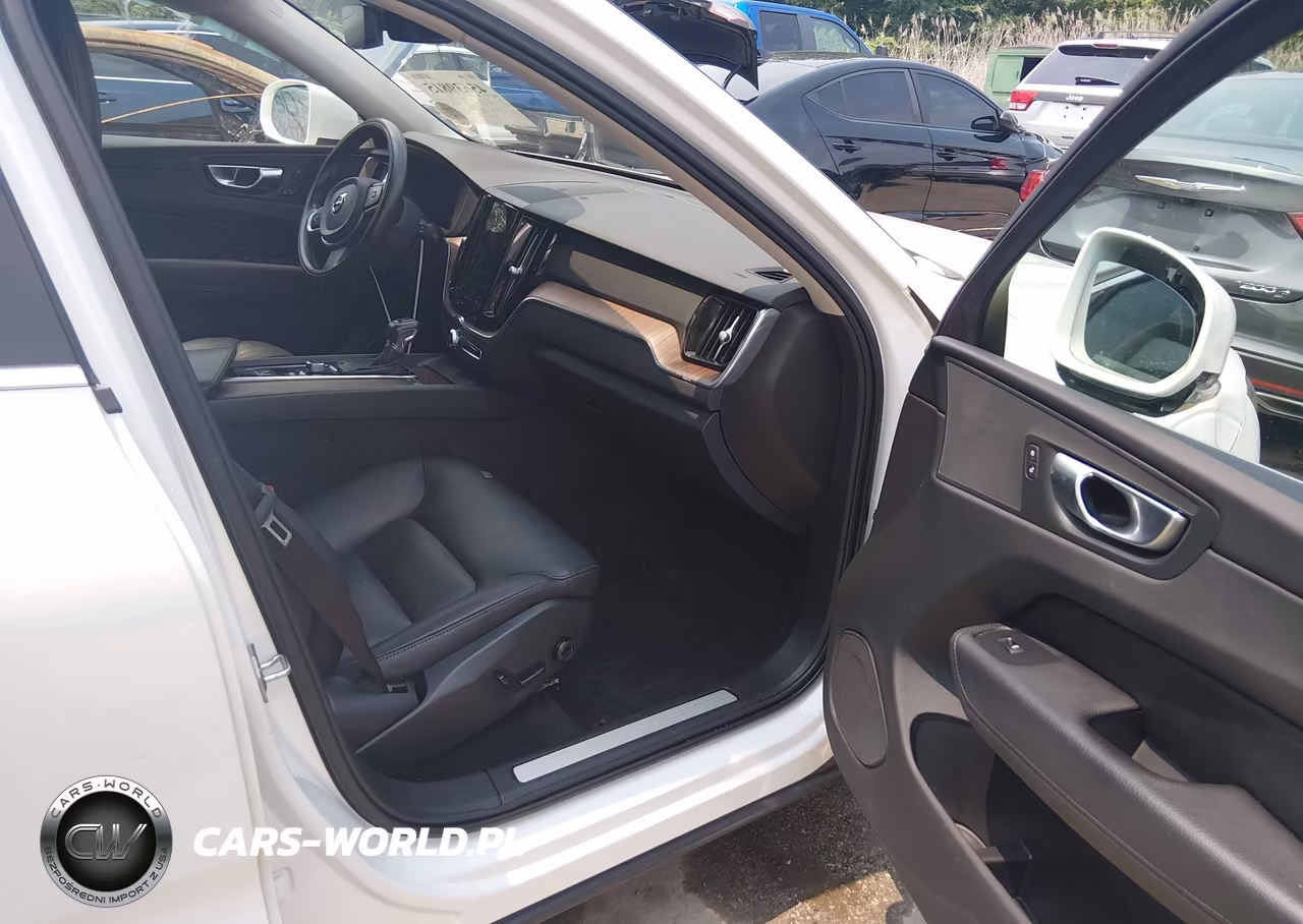 2021 Volvo Xc60 T5 Momentum VIN:YV4102RK9M1842028 - 5