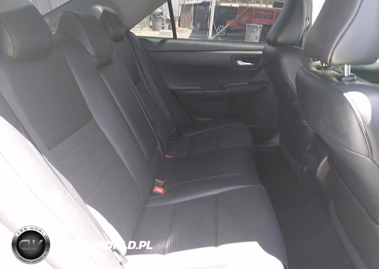 2017 Toyota Camry Se VIN:4T1BF1FK8HU766449 - 8