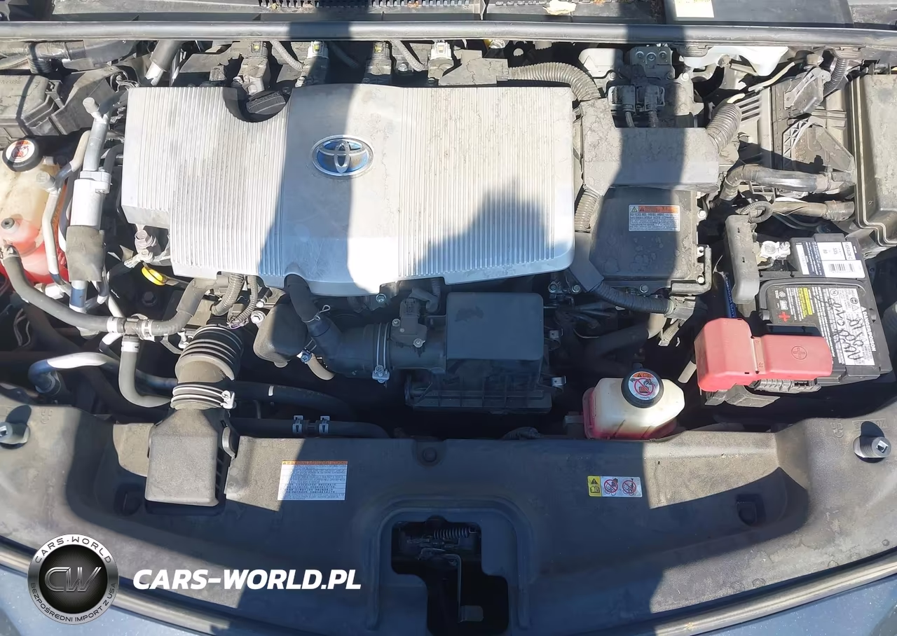 2017 Toyota Prius Prime Advanced VIN:JTDKARFP3H3038976 - 10