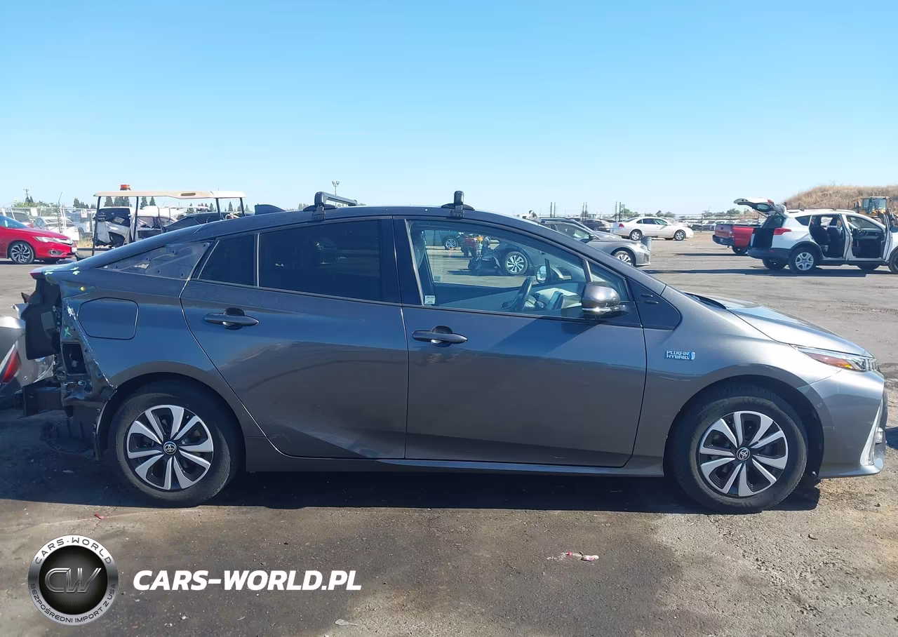 2017 Toyota Prius Prime Advanced VIN:JTDKARFP3H3038976 - 14