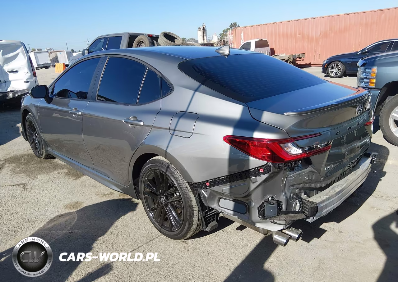 2026 Toyota Camry Se VIN:4T1DAACKXTU293187 - 3