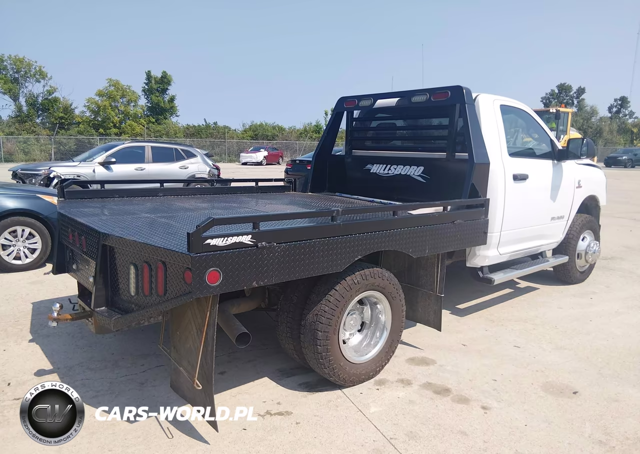 2021 Ram 3500 Chassis Tradesman-Slt VIN:3C7WRTAL1MG538964 - 4
