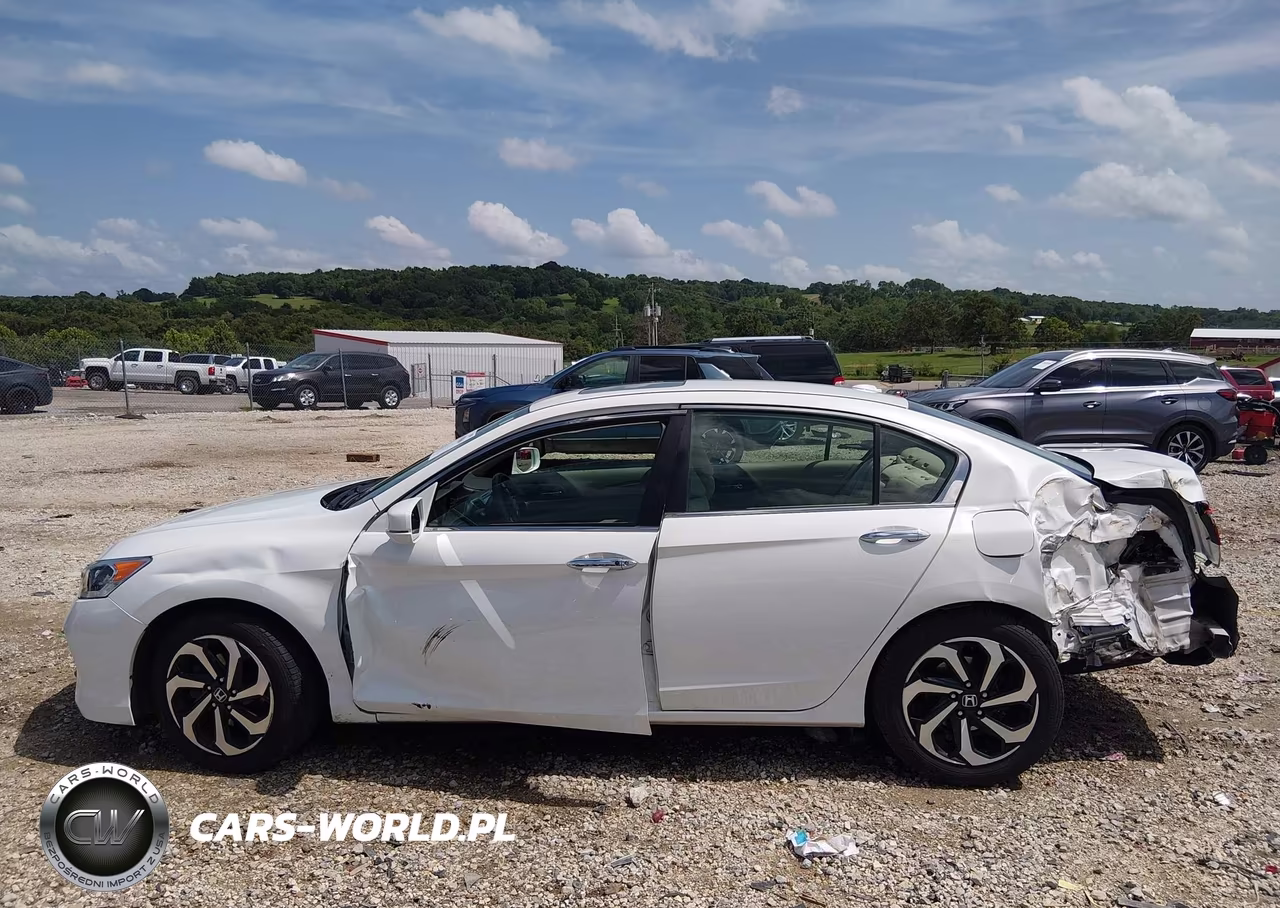 2017 Honda Accord Ex VIN:1HGCR2F77HA183004 - 14