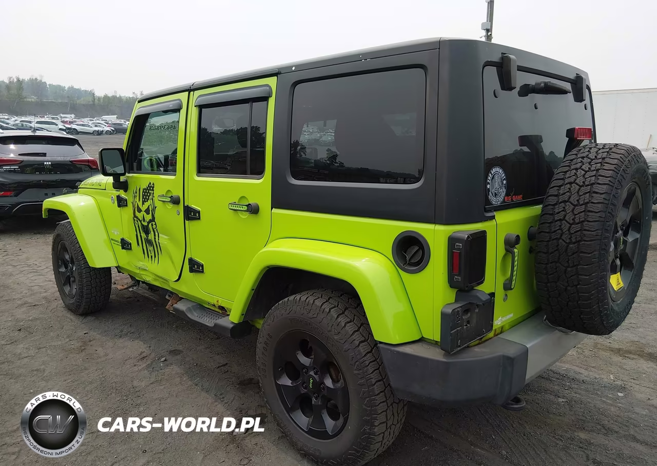 2013 Jeep Wrangler Unlimited Sahara VIN:1C4BJWEG8DL551604 - 3
