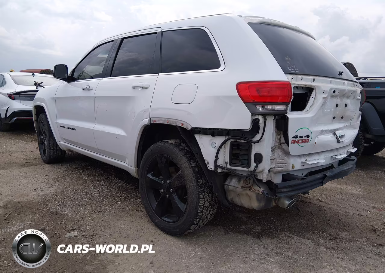 2015 Jeep Grand Cherokee Altitude VIN:1C4RJFAG7FC797034 - 3