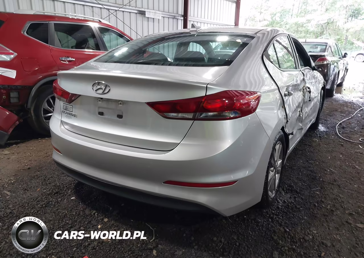 2017 Hyundai Elantra Value Edition VIN:5NPD84LF5HH176283 - 4