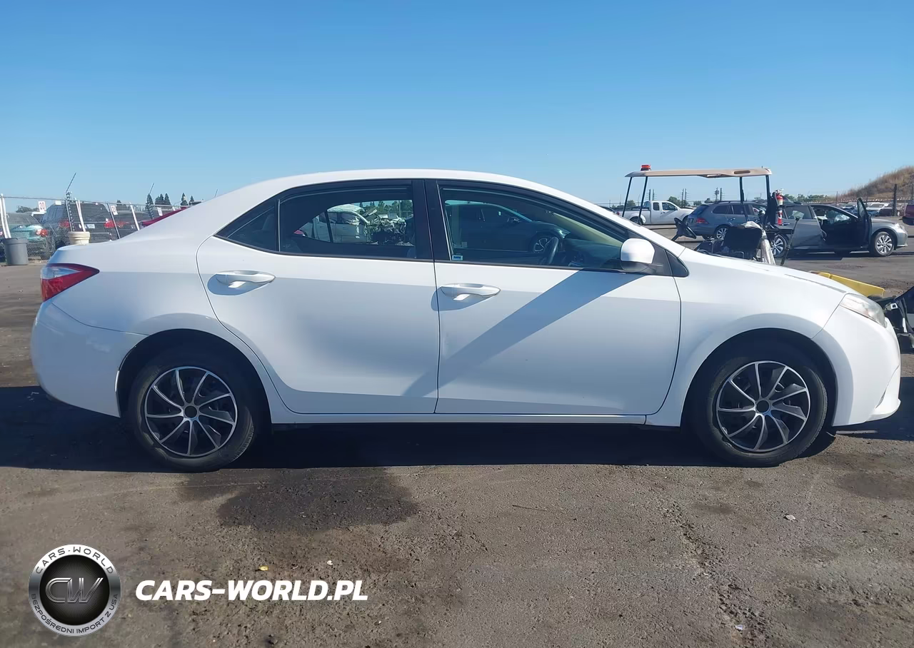 2014 Toyota Corolla Le VIN:5YFBURHE7EP153490 - 13