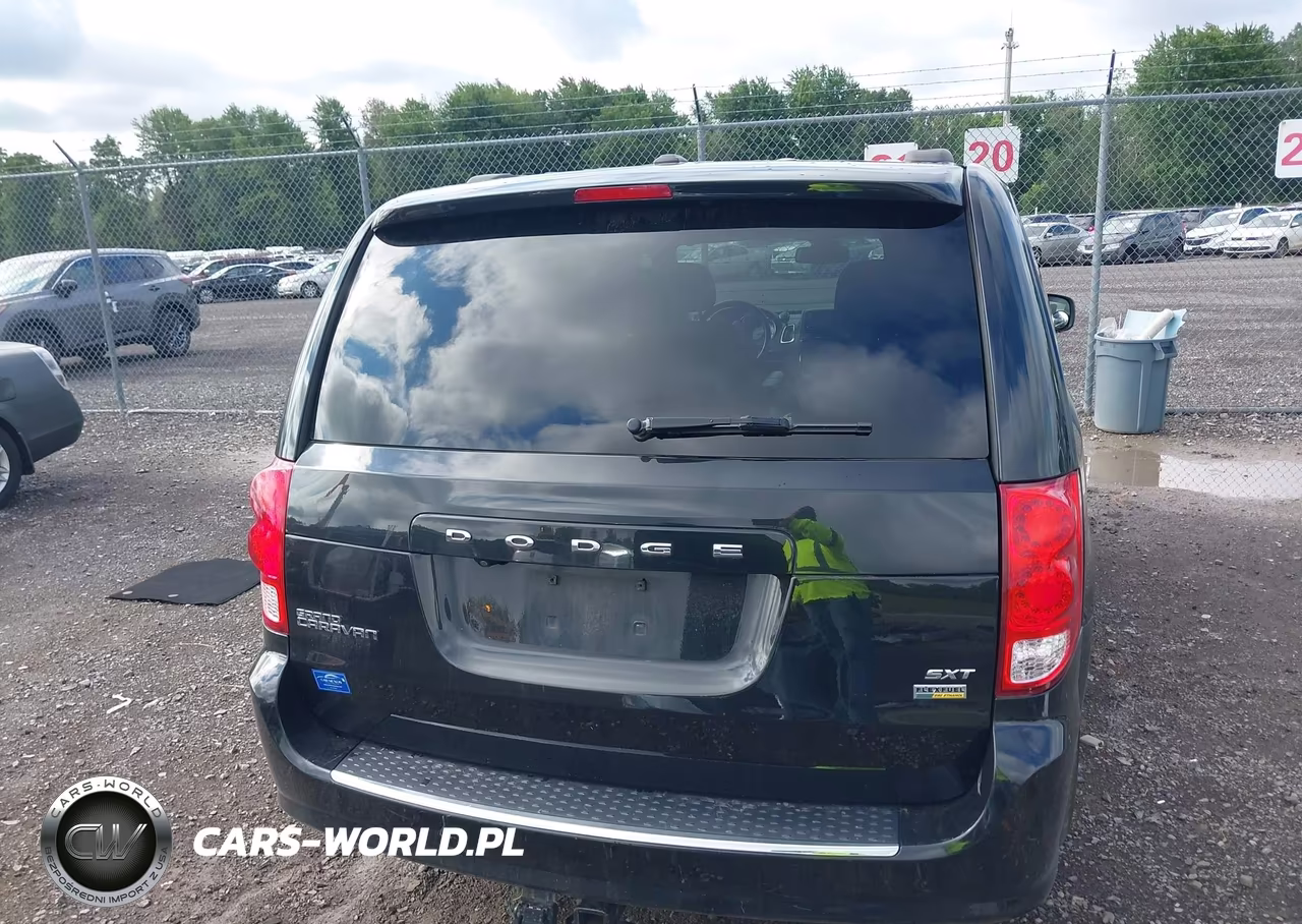 2019 Dodge Grand Caravan Sxt VIN:2C4RDGCG2KR519525 - 17