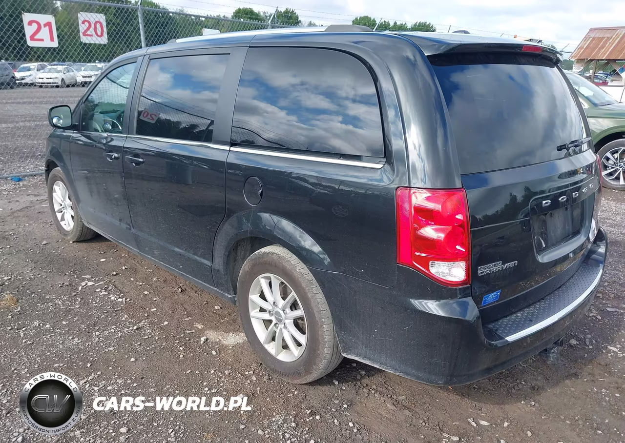 2019 Dodge Grand Caravan Sxt VIN:2C4RDGCG2KR519525 - 3