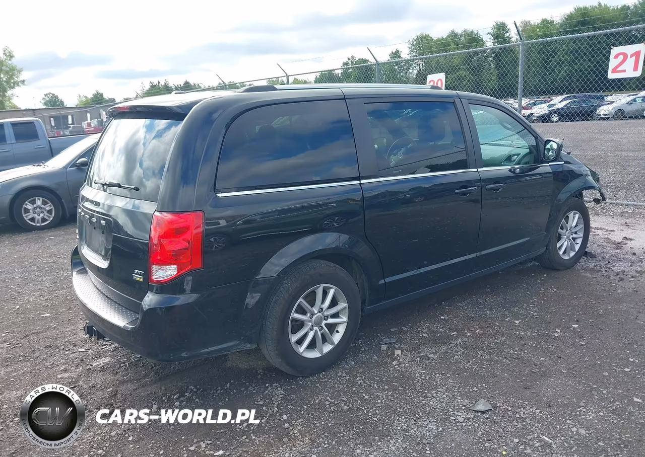 2019 Dodge Grand Caravan Sxt VIN:2C4RDGCG2KR519525 - 4