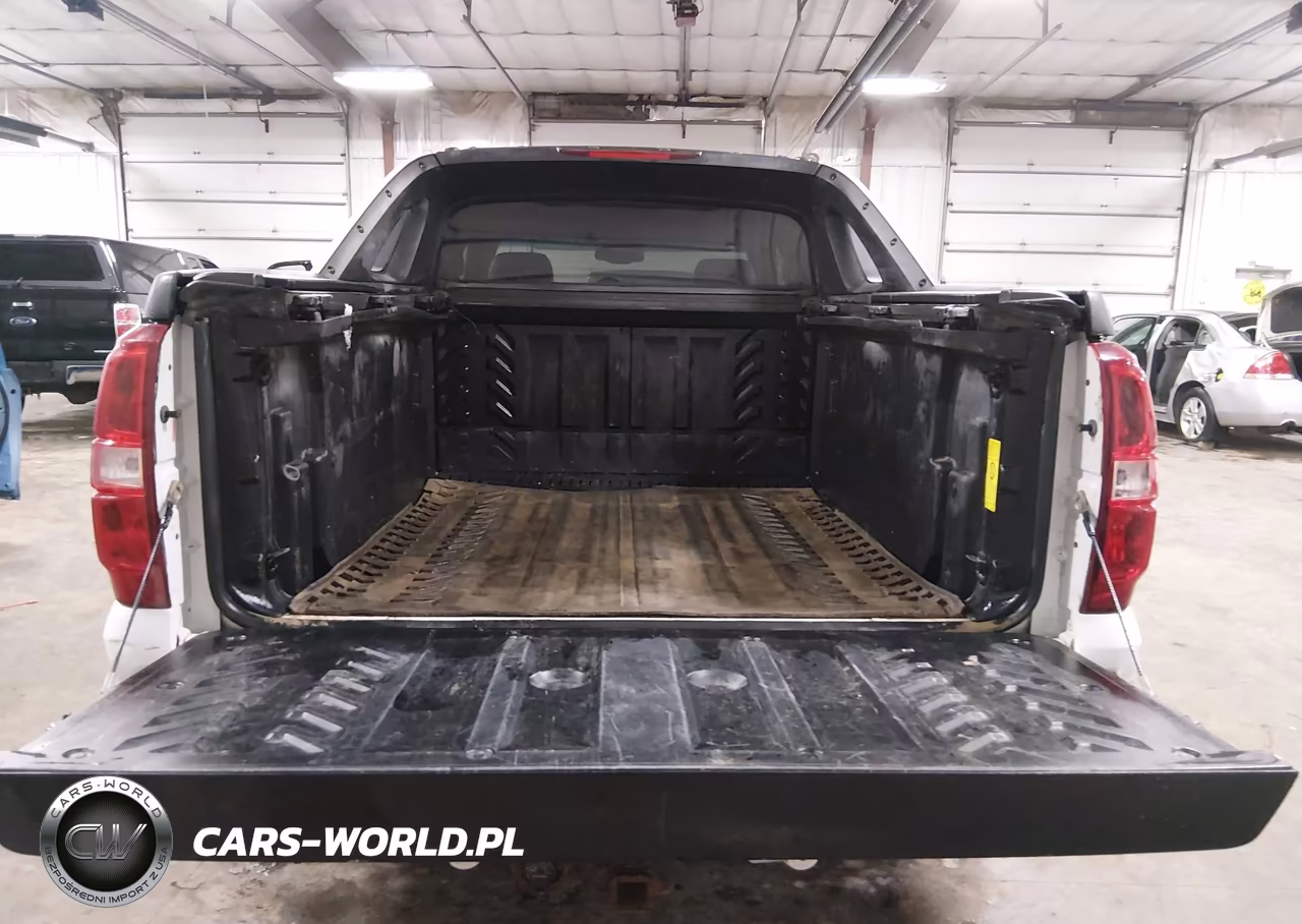 2011 Chevrolet Avalanche 1500 Ltz VIN:3GNTKGE32BG213282 - 18