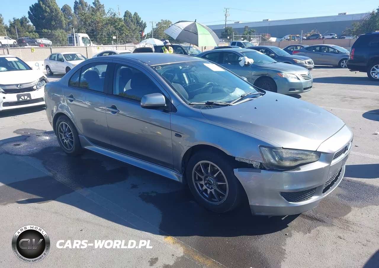 2014 Mitsubishi Lancer Es – zdjęcie 1 z 11