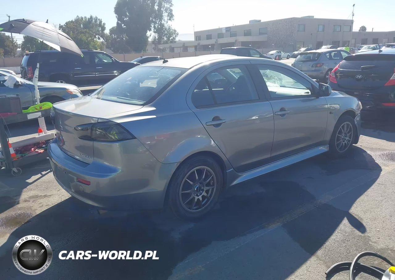 2014 Mitsubishi Lancer Es VIN:JA32U2FU9EU004632 - 4