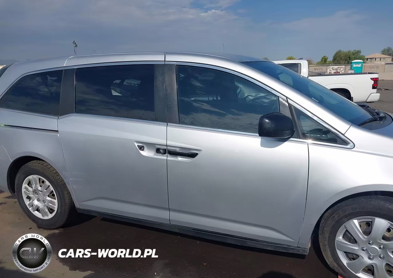 2011 Honda Odyssey Lx VIN:5FNRL5H27BB007212 - 13