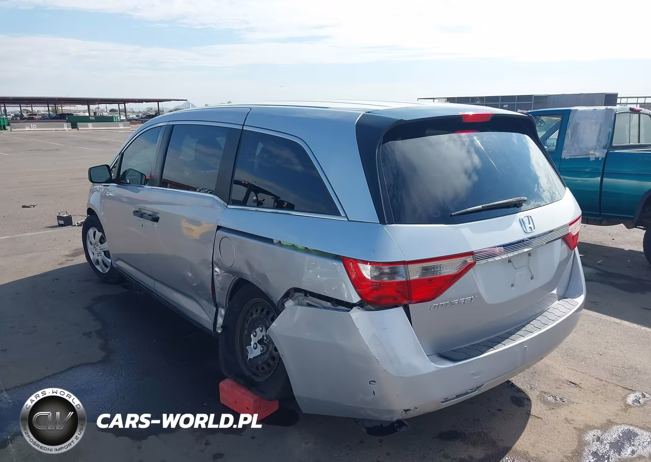 2011 Honda Odyssey Lx VIN:5FNRL5H27BB007212 - 3