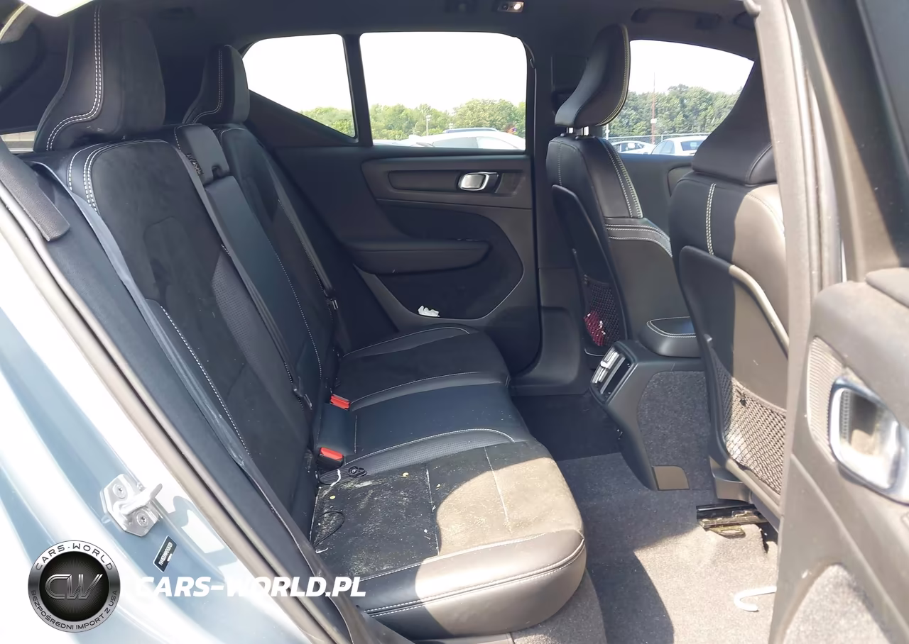 2021 Volvo Xc40 T5 R-Design VIN:YV4162UM4M2426129 - 8