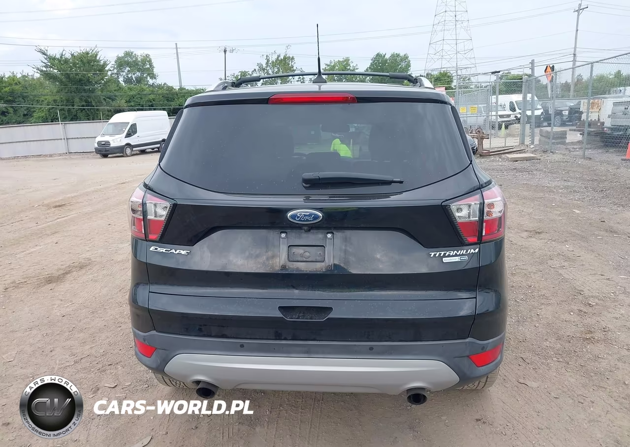 2018 Ford Escape Titanium VIN:1FMCU9J97JUB30771 - 16